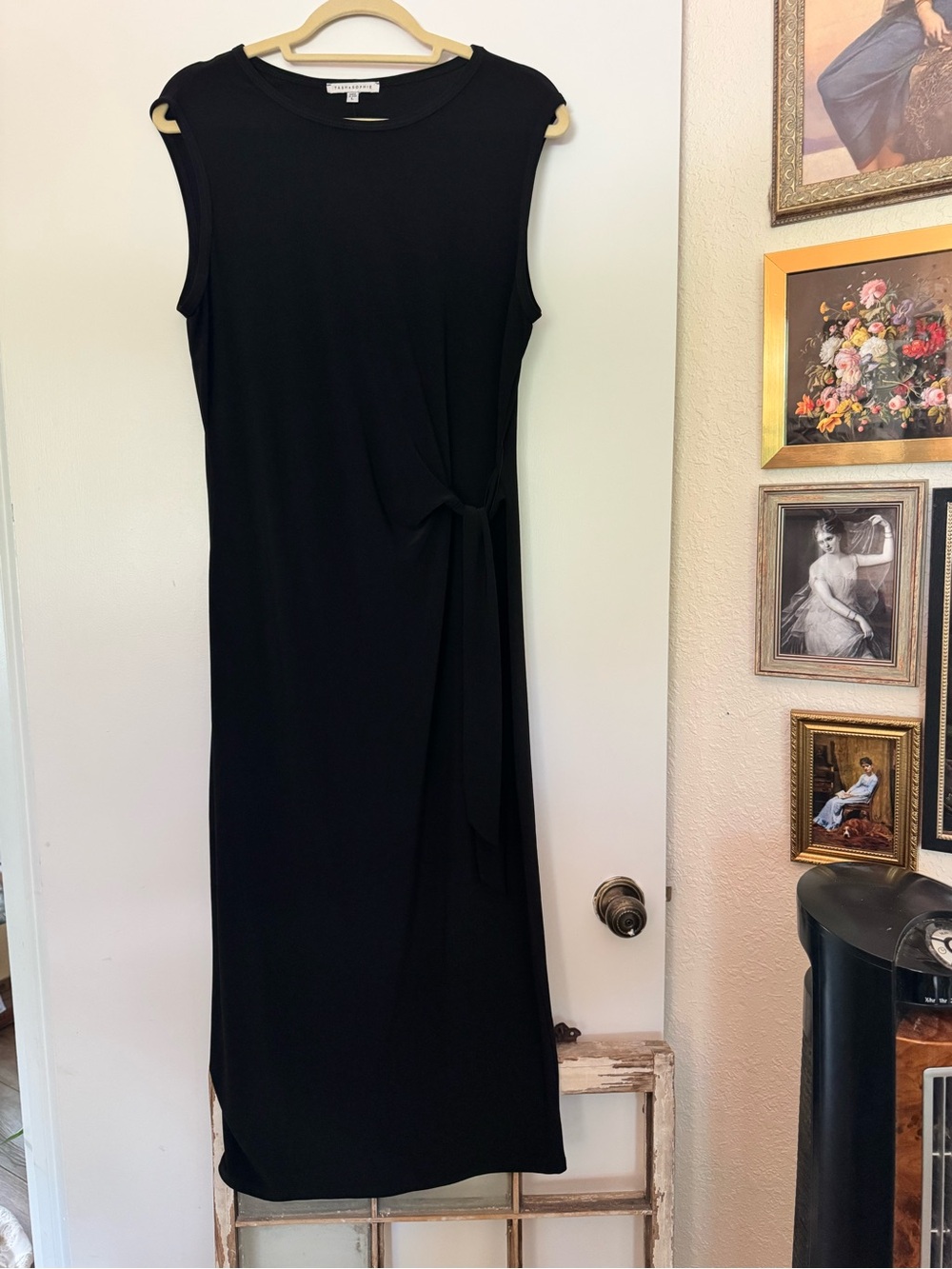Tash + Sophie Sleeveless Black Tie-Waist Midi Dress L